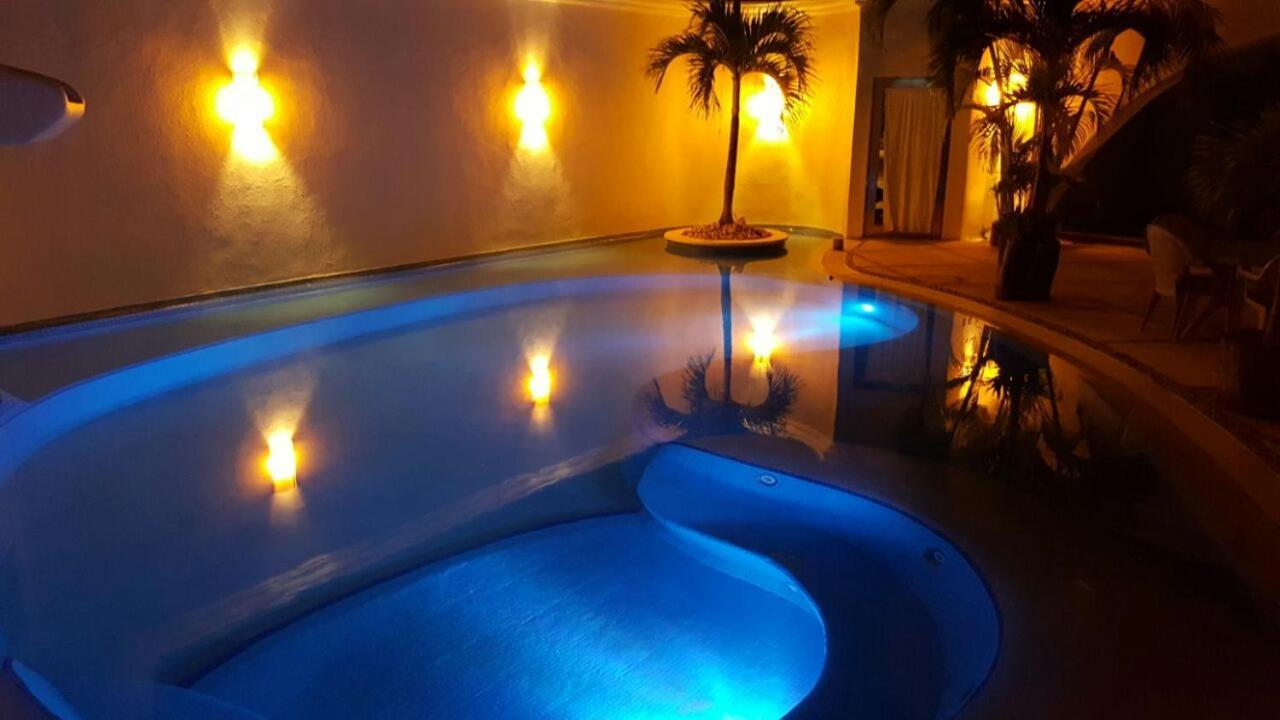 Hotel Blue Star Cancún Extérieur photo